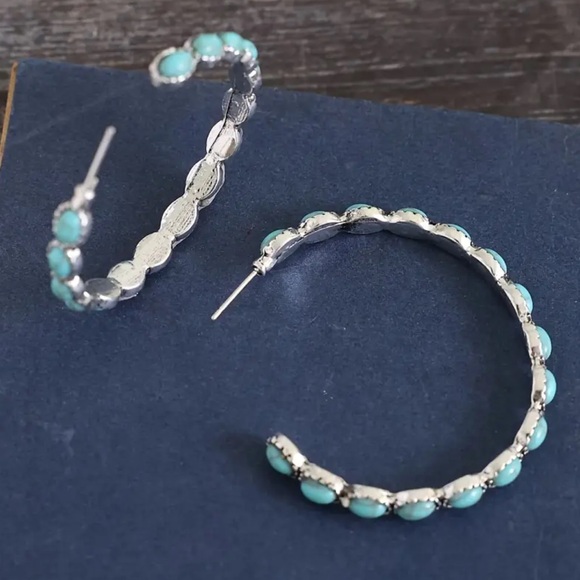 NWOT - Elegant Silver and Turquoise Hoop Earrings - Picture 4 of 6